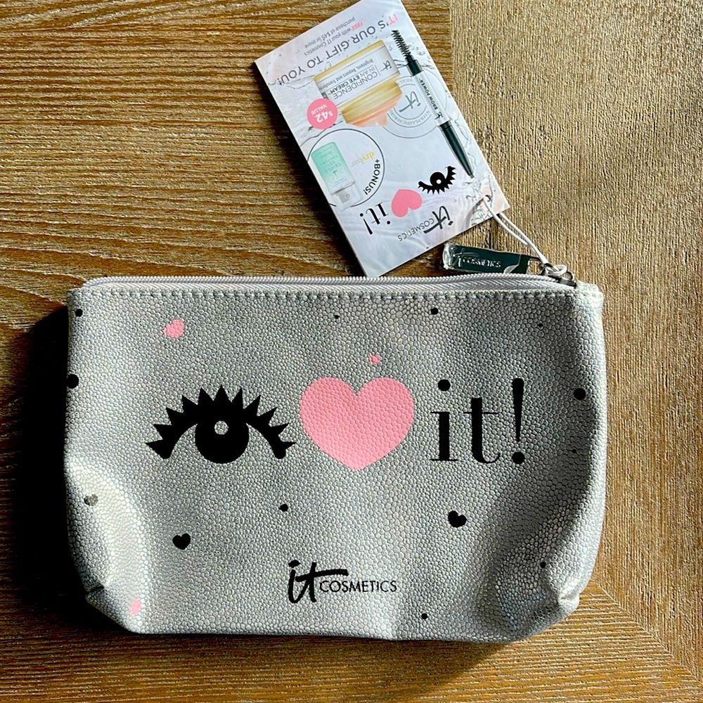Cosmetic bag